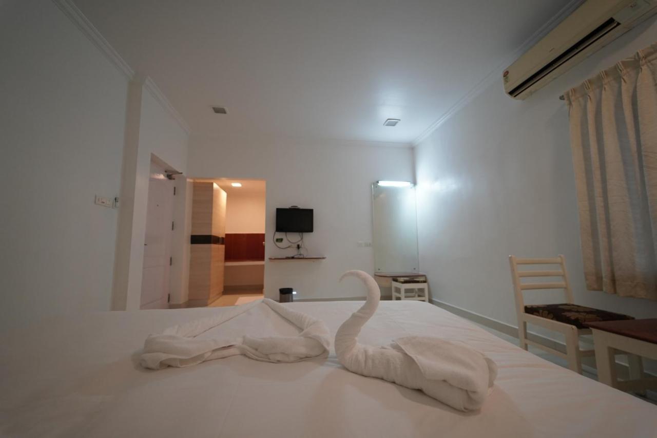 Hotel Palmyra Grand Inn 티루넬벨리 외부 사진