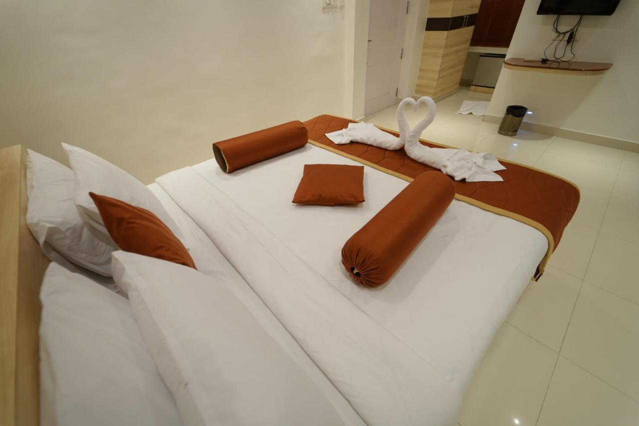 Hotel Palmyra Grand Inn 티루넬벨리 외부 사진