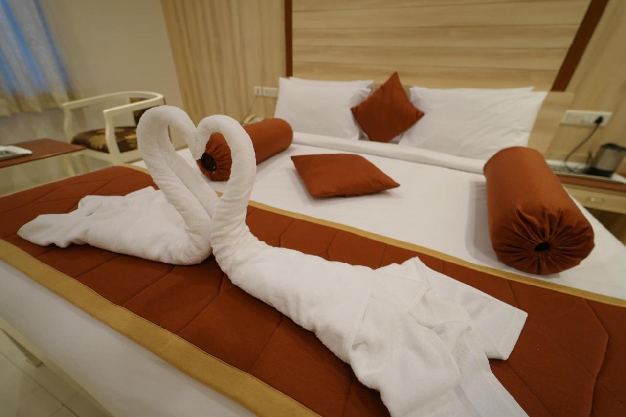 Hotel Palmyra Grand Inn 티루넬벨리 외부 사진