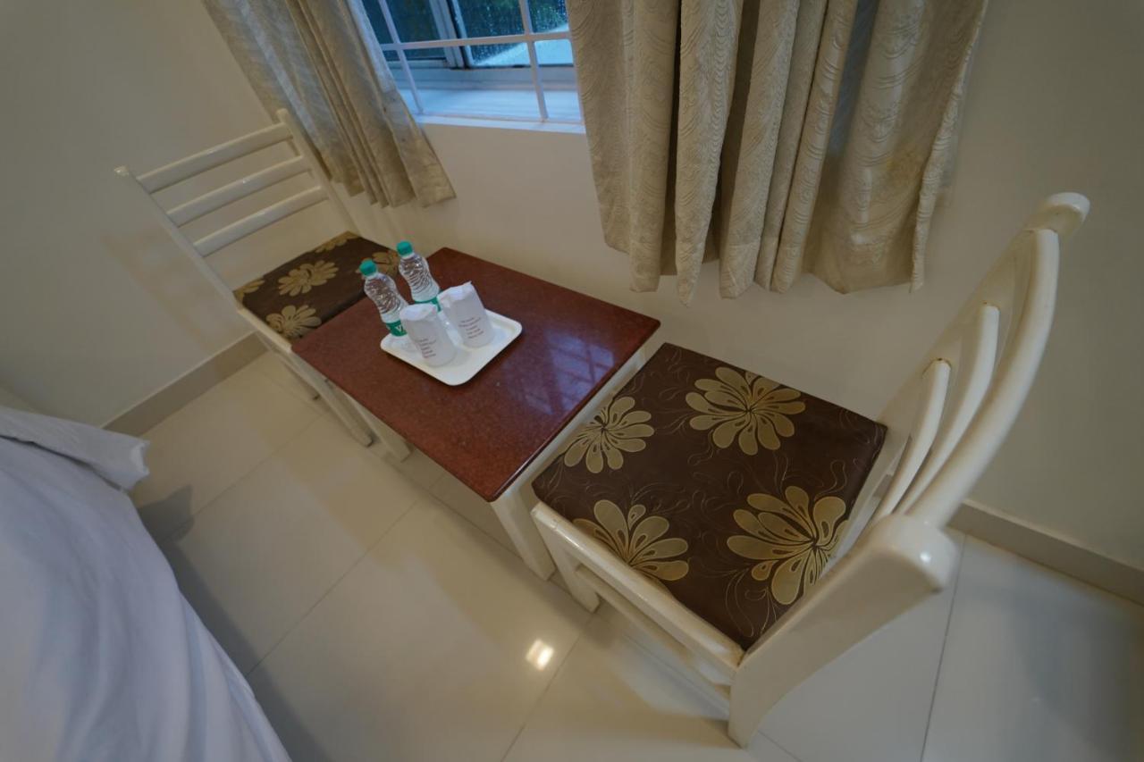 Hotel Palmyra Grand Inn 티루넬벨리 외부 사진