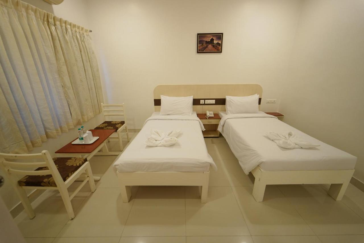 Hotel Palmyra Grand Inn 티루넬벨리 외부 사진
