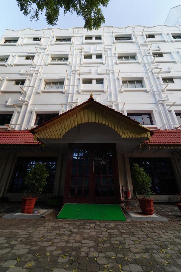 Hotel Palmyra Grand Inn 티루넬벨리 외부 사진