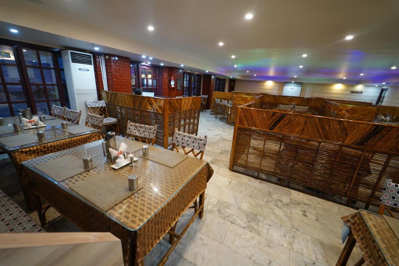 Hotel Palmyra Grand Inn 티루넬벨리 외부 사진