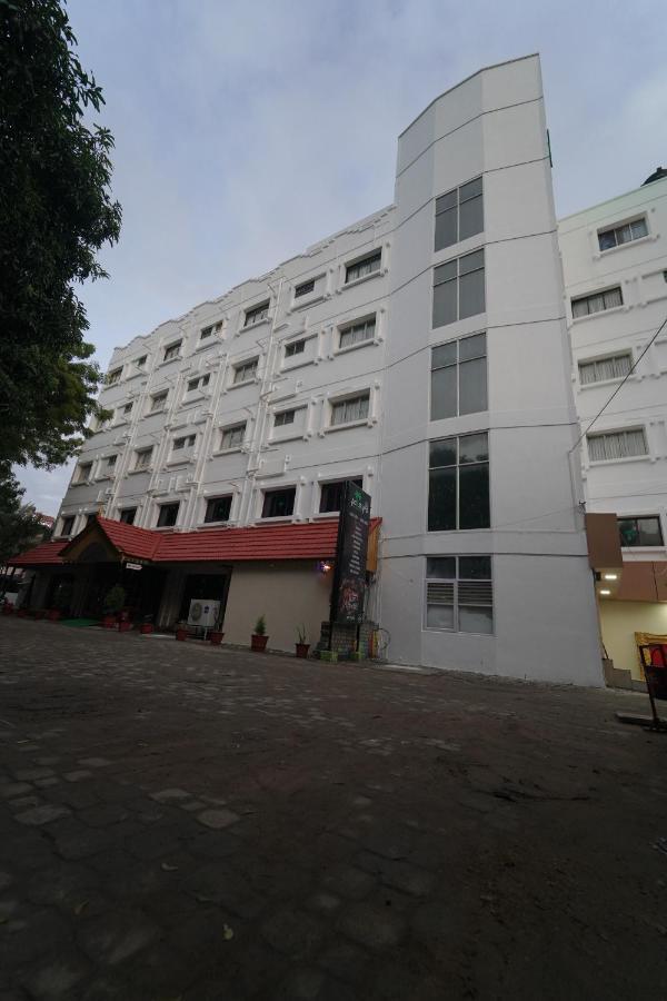 Hotel Palmyra Grand Inn 티루넬벨리 외부 사진