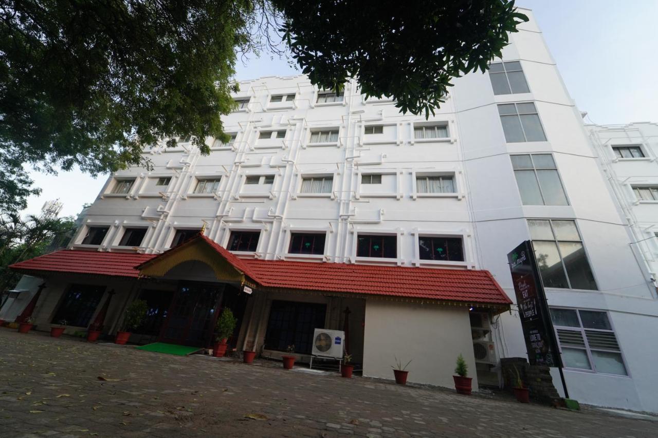Hotel Palmyra Grand Inn 티루넬벨리 외부 사진
